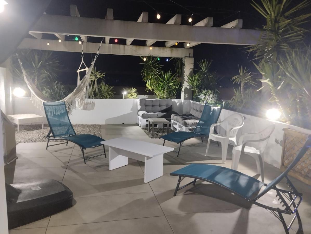 Atico Of 3 Rooms, Total 130M² Just For You With A 60 M² Terrace, Swimming Pool, Mountain And Marina View. Roses Extérieur photo