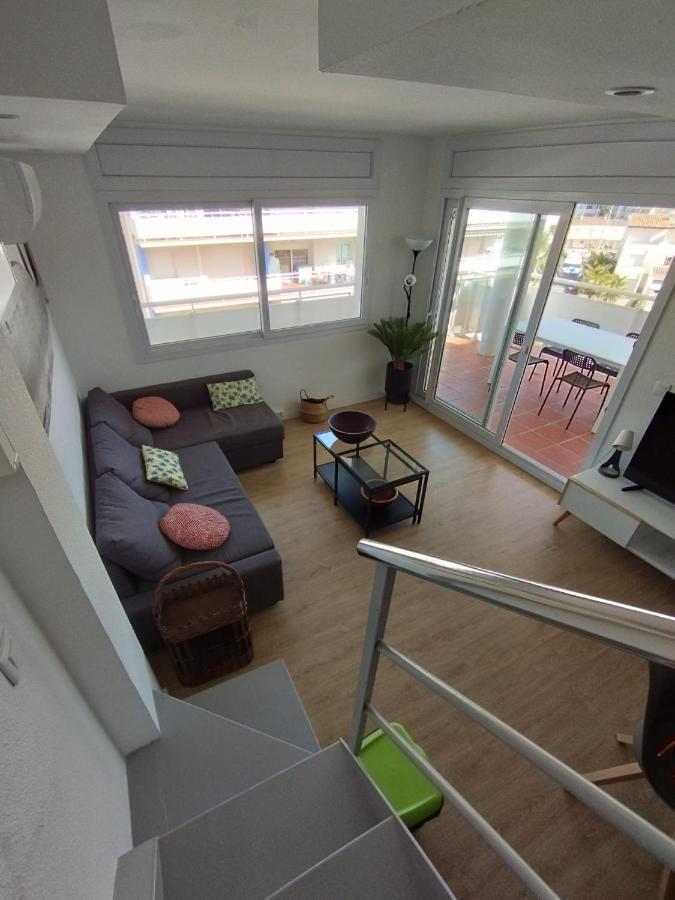 Atico Of 3 Rooms, Total 130M² Just For You With A 60 M² Terrace, Swimming Pool, Mountain And Marina View. Roses Extérieur photo